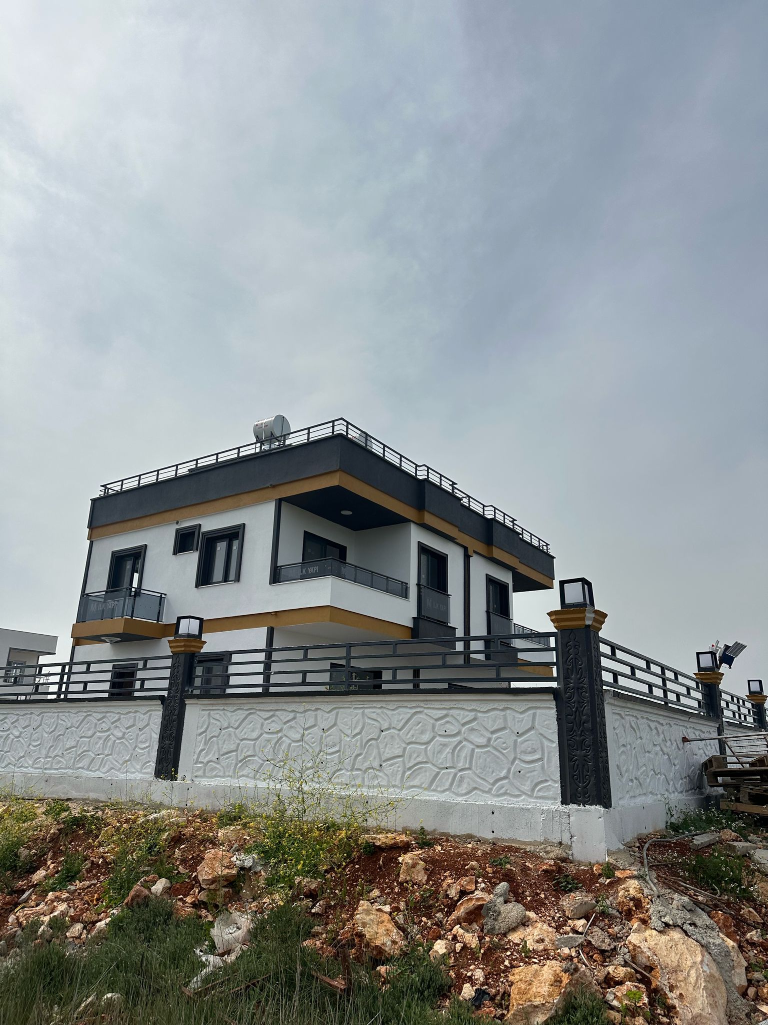 Mersin Atayurta Satılık İkiz Villa